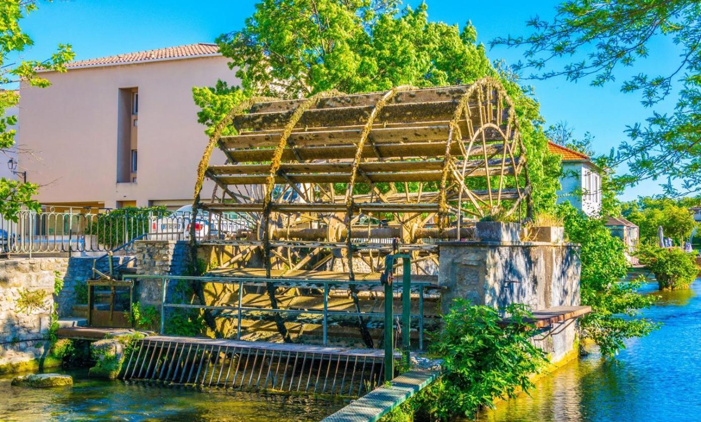 Villa La Velleronnaise Exterior foto